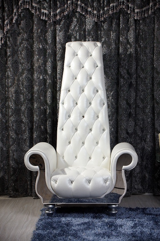 Divani Casa Luxe – Neo-Classical Pearl White Italian Leather Tall Chair