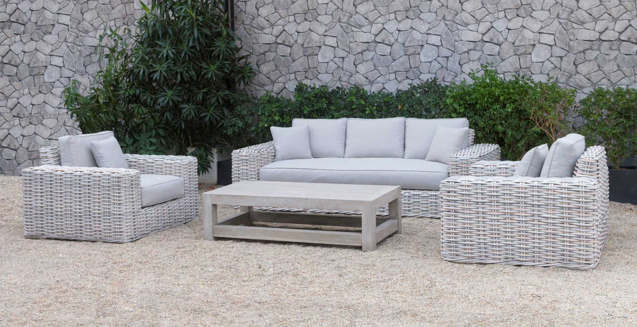 Renava Portugal – Outdoor Grey Wicker Sofa Set